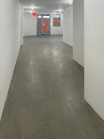 More Photos Of 755 Washington Ave, Brooklyn Apartments For Lease