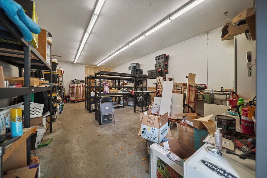 More Photos Of 5805 NE Minder Rd, Poulsbo Industrial For Sale