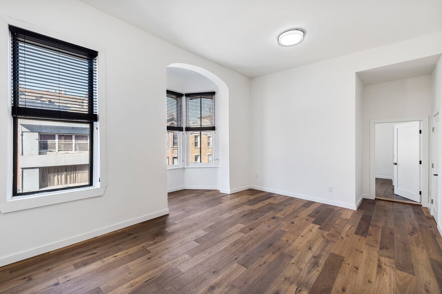 More Photos Of 1935 Spruce St, Philadelphia Apartments For Sale