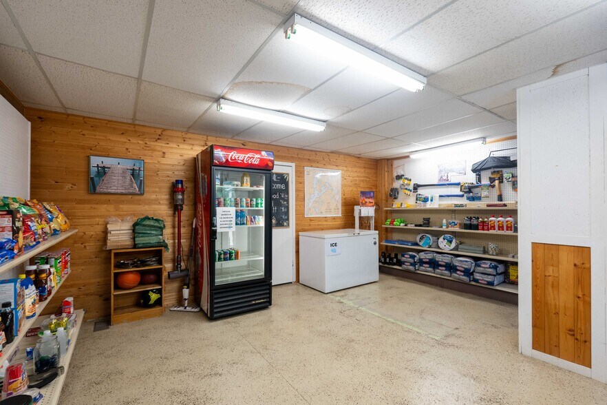 More Photos Of 2883 HWY-60, Dwight Trailer Camper Park For Sale