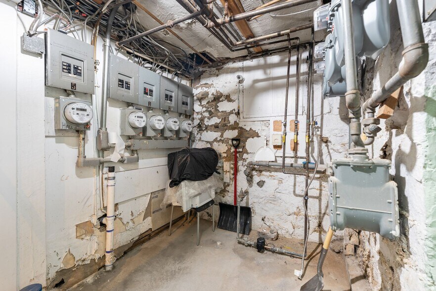 More Photos Of 14 48th St, Weehawken Apartments For Sale