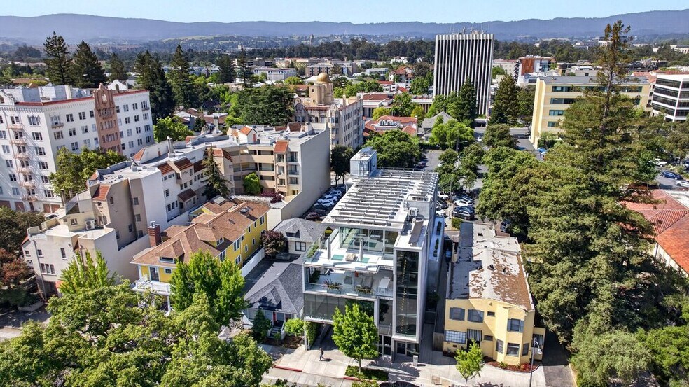 More Photos Of 640 Waverley St, Palo Alto Loft Creative Space For Sale