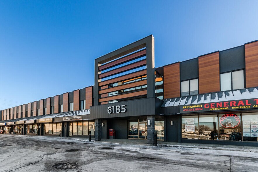 More Photos Of 6185 Boul Taschereau, Brossard Storefront Retail Office For Lease