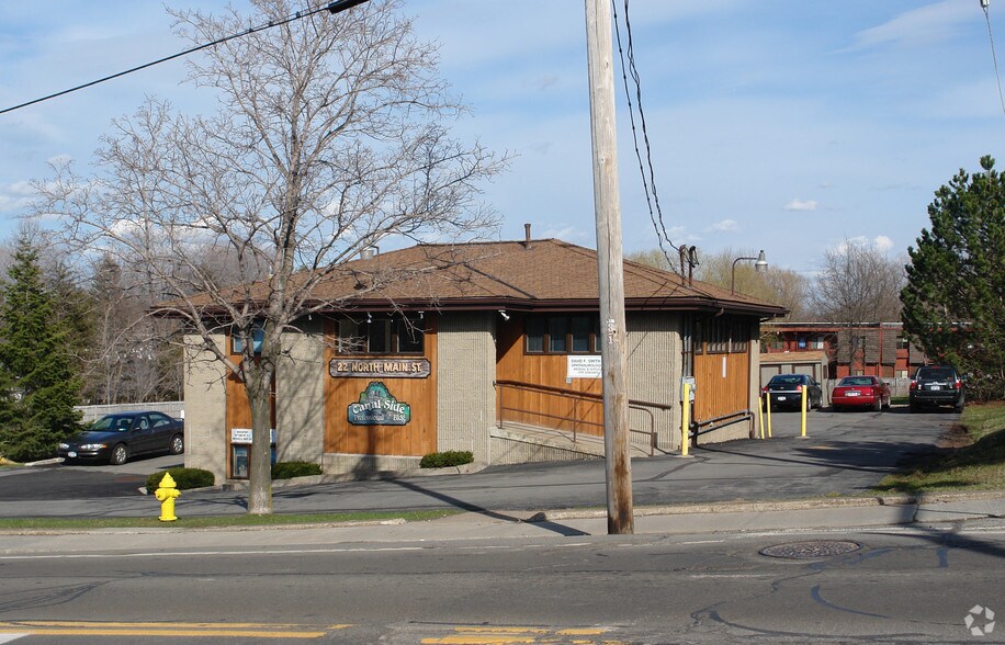 Primary Photo Of 22 N Main St, Brockport Office For Lease
