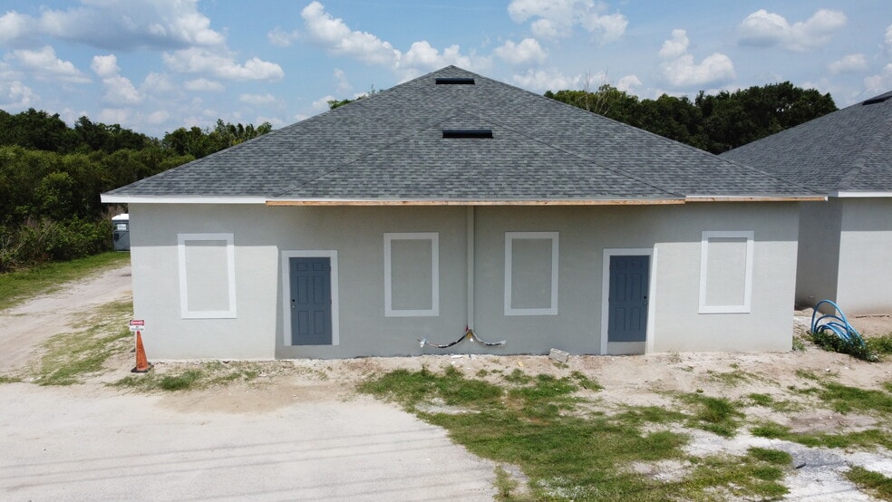 More Photos Of 1730 Land O Lakes Blvd, Lutz Unknown For Lease