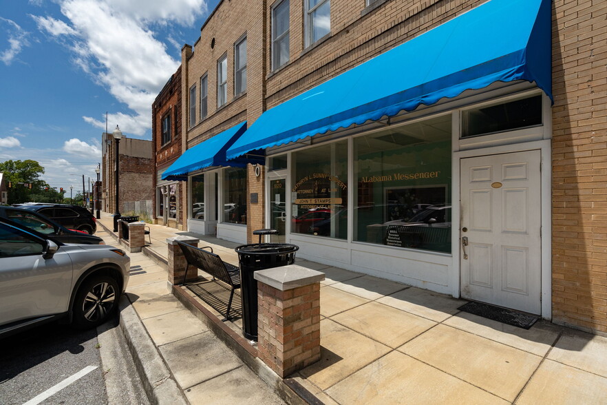 More Photos Of 1820 3rd Ave N, Bessemer Office For Sale