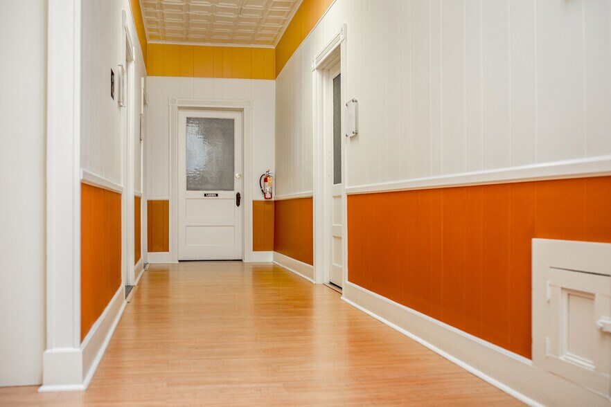 More Photos Of 61-65 E Main St, Westminster Office For Lease