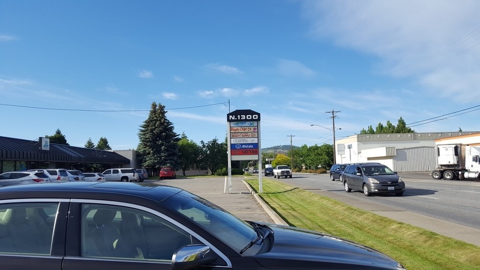 More Photos Of 1300-1312 N Mullan Rd, Spokane Valley Freestanding For Sale