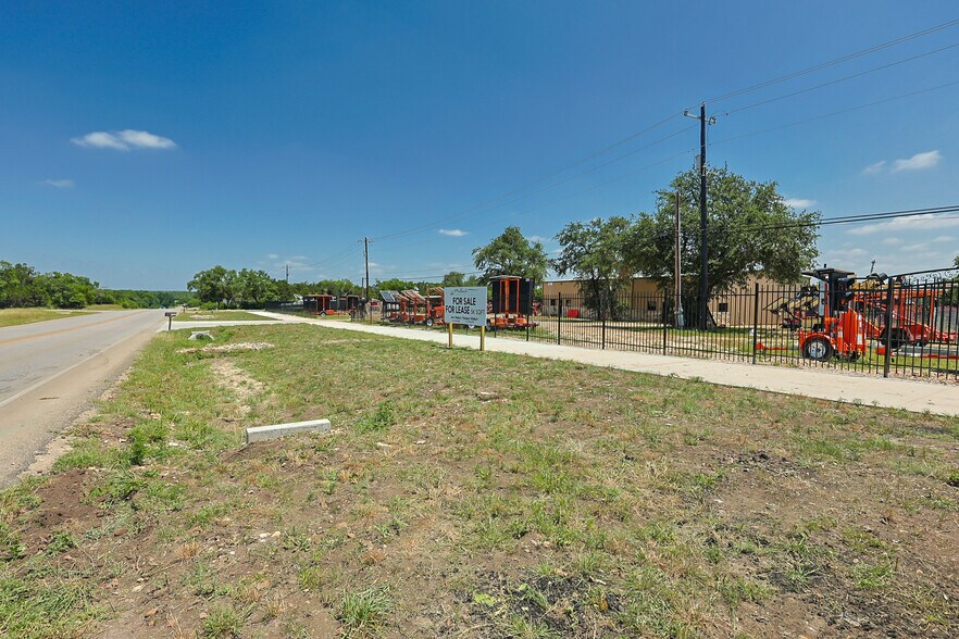 More Photos Of 3364 N Bagdad Rd, Leander Unknown For Lease