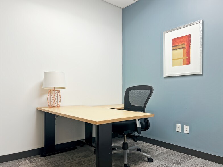 More Photos Of 5 Penn Plaza, New York Coworking Space