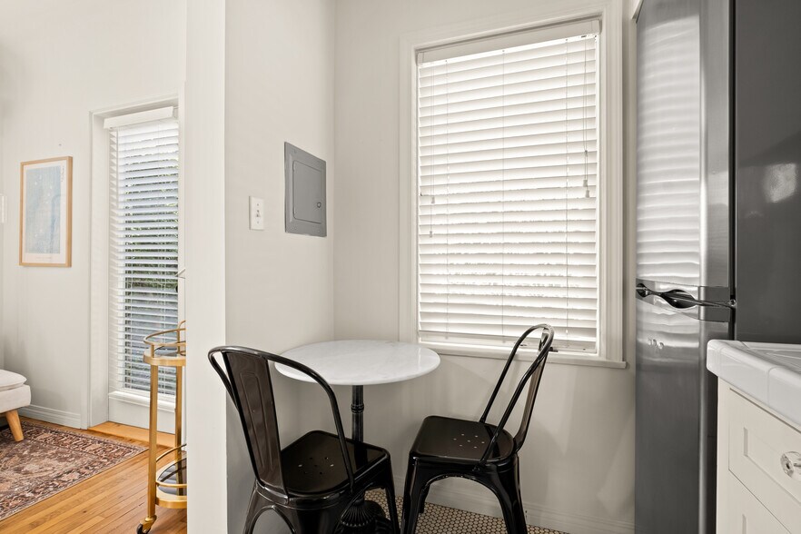 More Photos Of 1525-1537 Union St, San Diego Apartments For Sale