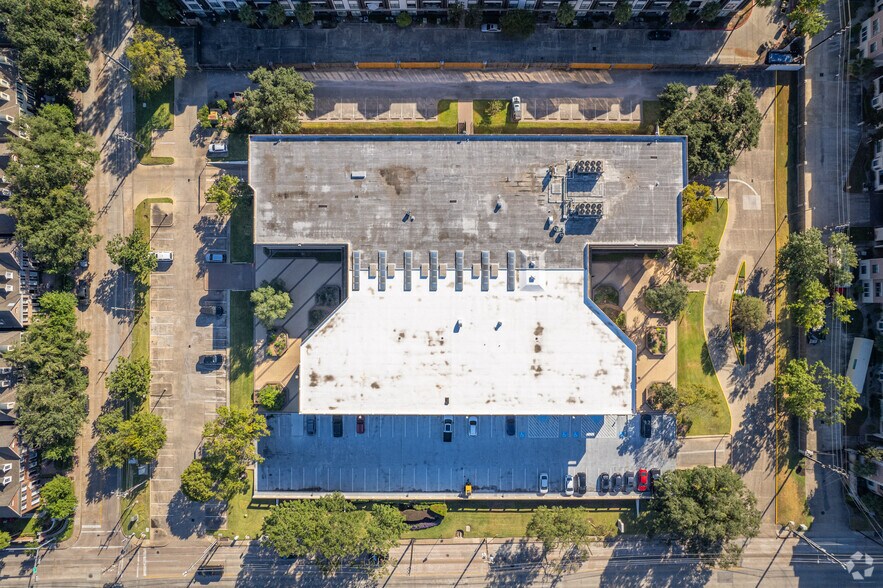 More Photos Of 2121 Sage Rd, Houston Office For Lease