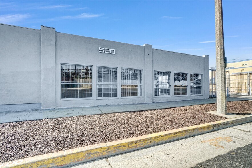 More Photos Of 520 W Pacific Coast Hwy, Long Beach Flex For Sale