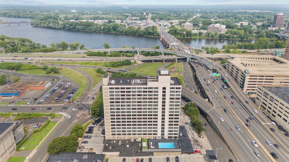 More Photos Of 50 Morgan St, Hartford Apartments For Lease