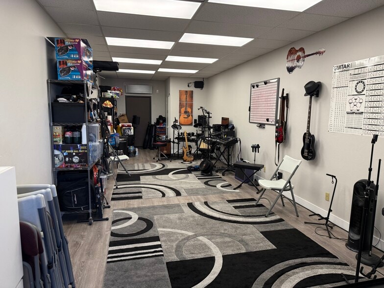 More Photos Of 1550 La Pradera Dr, Campbell Office For Sale