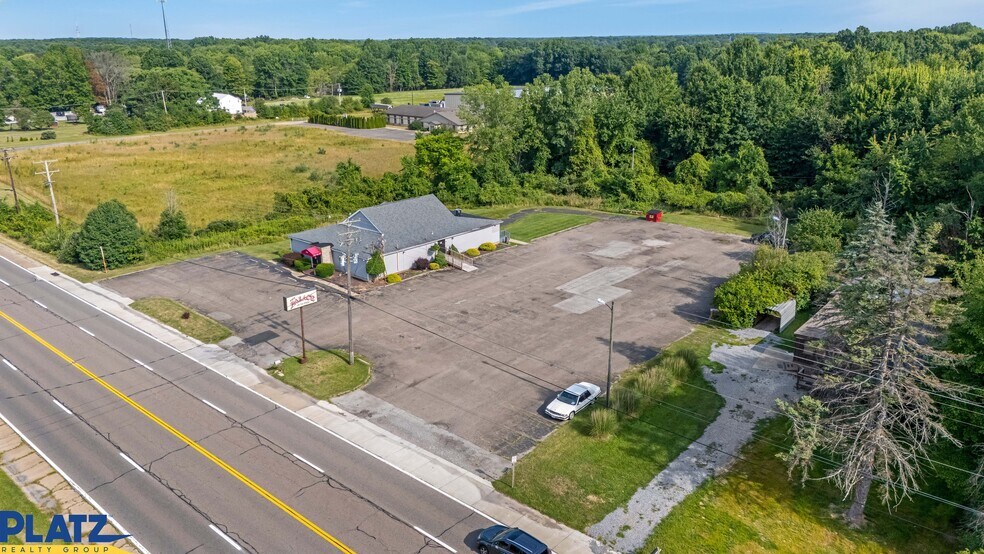 More Photos Of 4040 McCartney Rd, Lowellville Bar For Sale