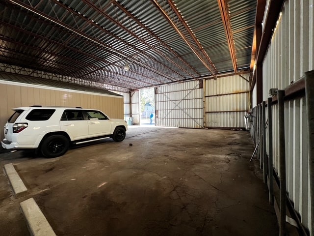 More Photos Of 1909-1911 S Salina St, Syracuse Office For Sale