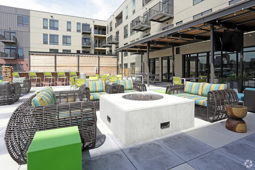 More Photos Of 1415 Cuming St NE, Omaha Apartments For Lease