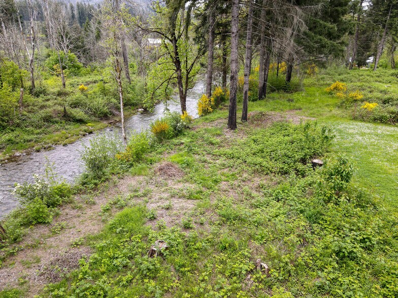 More Photos Of 45632 McKenzie Hwy, Vida Flex For Sale