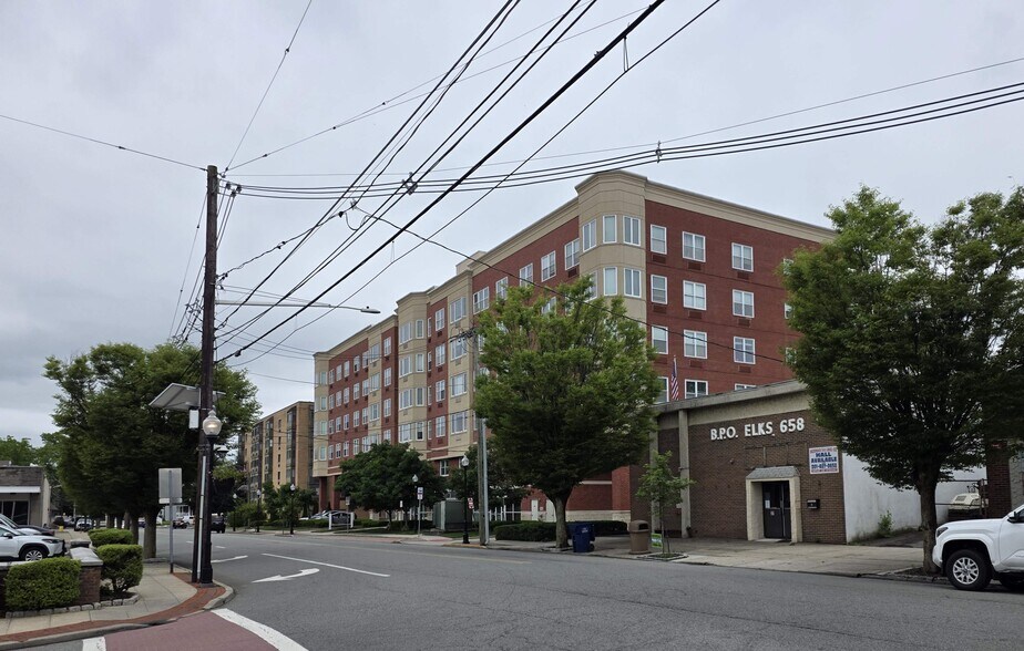 More Photos Of 134 Anderson St, Hackensack Storefront Retail Residential For Sale