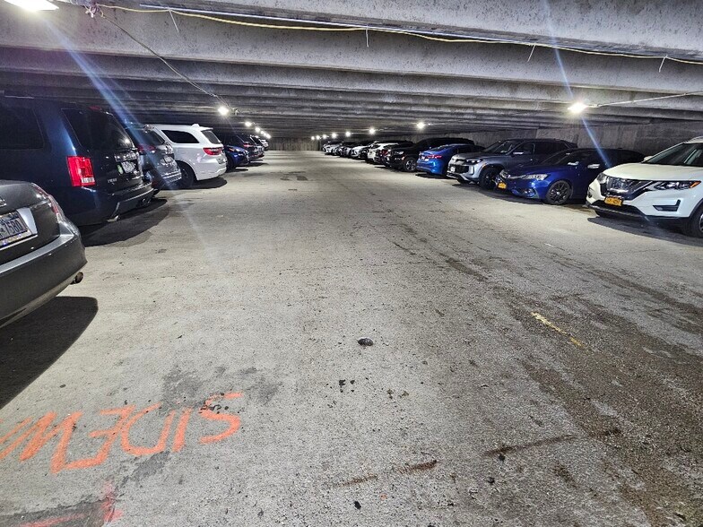 More Photos Of 935 Northern Blvd, Great Neck Medical For Sale