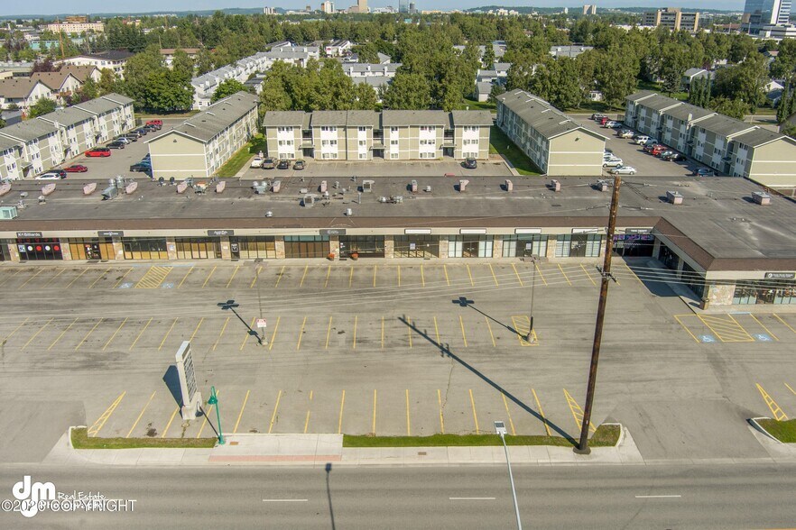 More Photos Of 601 W 36th Ave, Anchorage General Retail For Sale