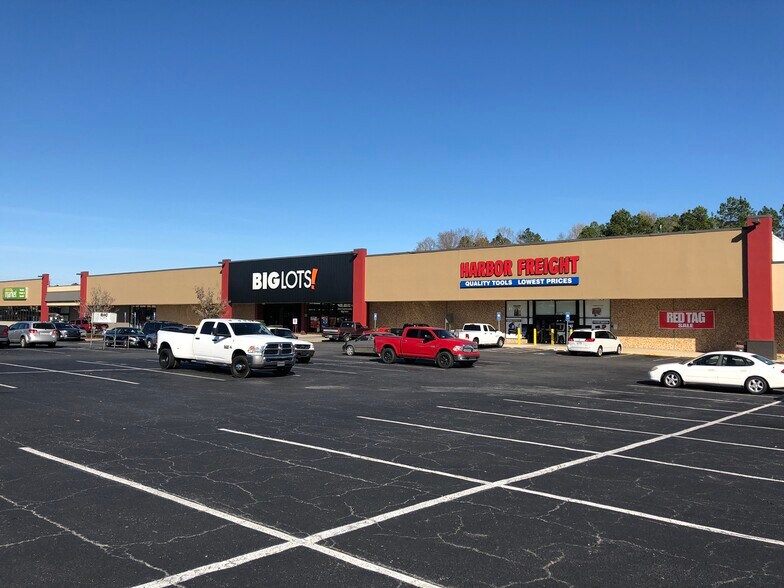 More Photos Of 1803 Knight Ave, Waycross Unknown For Lease