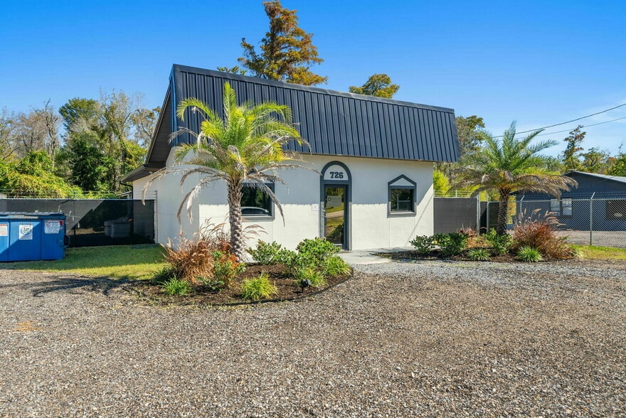 Primary Photo Of 726 Airport Rd, Panama City Loft Creative Space For Lease