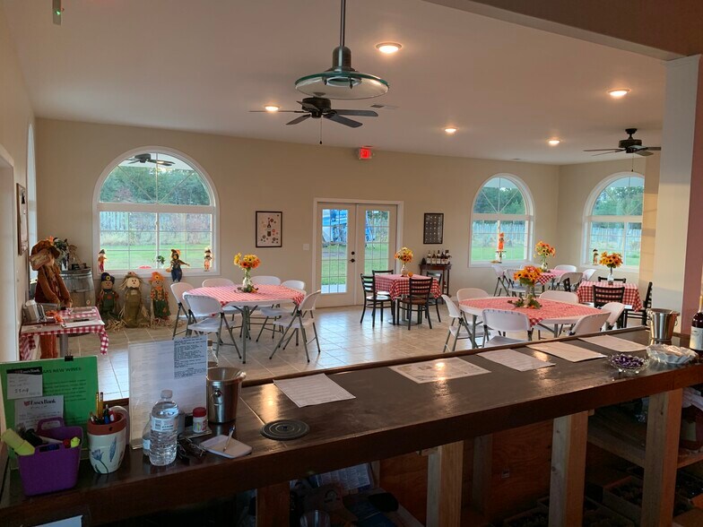 More Photos Of 495 Meadow Landing Ln, Caret Winery Vineyard For Sale