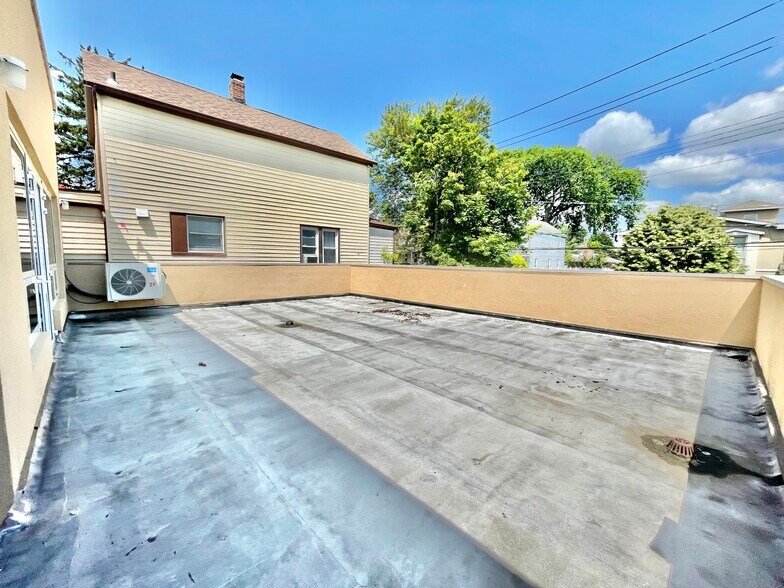 More Photos Of 150-30 12th Ave, Whitestone Apartments For Sale