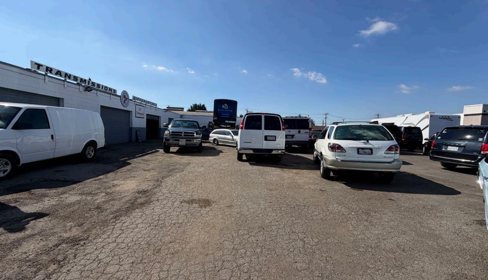 More Photos Of 2229-2233 Washington Ave, San Leandro Service For Lease