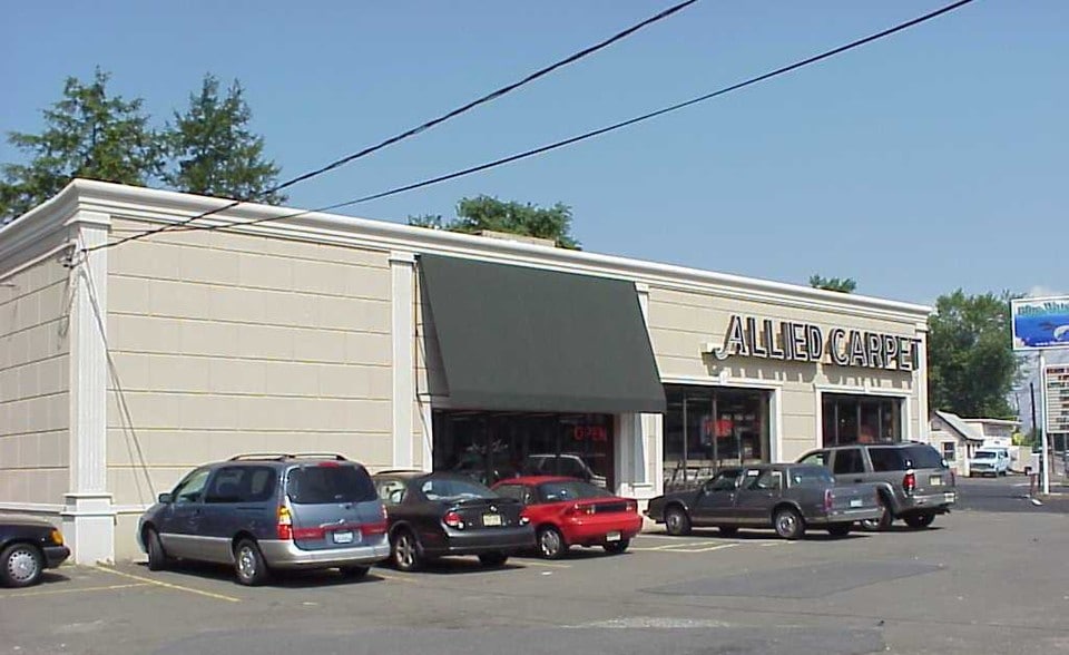 Primary Photo Of , Rochelle Park General Retail For Sale