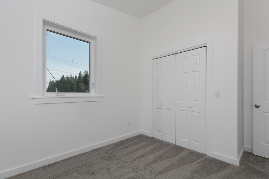 More Photos Of 3061 Odell Hwy, Hood River Specialty For Sale