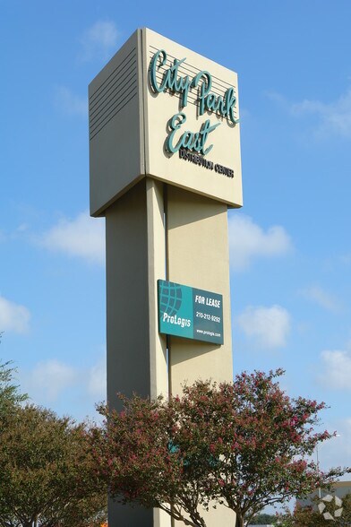 More Photos Of 8555 Loop 410 NE, San Antonio Distribution For Lease