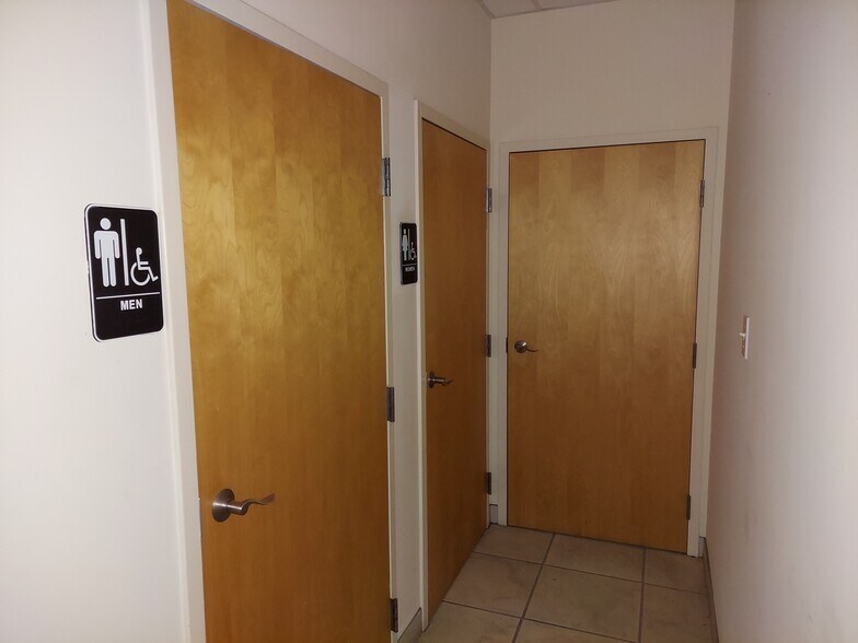 More Photos Of 416 S Main St, Shelby General Retail For Sale