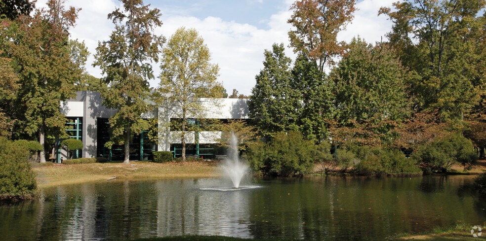 More Photos Of 514 Butler Farm Rd, Hampton Office For Lease