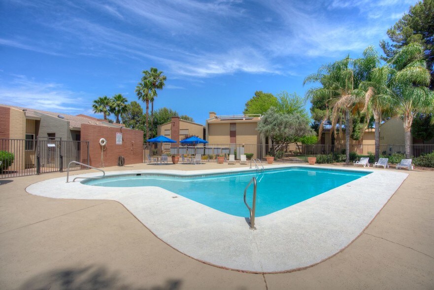 More Photos Of 6666 E Golf Links Rd, Tucson Apartments For Sale