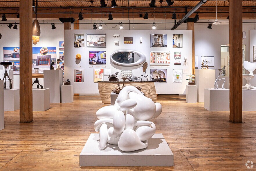 More Photos Of 1200 W 35th St, Chicago Coworking Space