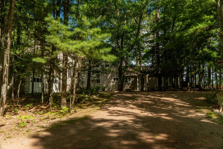 More Photos Of 3702 Squaw Beach Rd, Big Bay Specialty For Sale