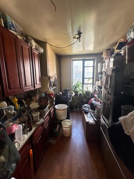 More Photos Of 171 E 111th St, New York Apartments For Sale