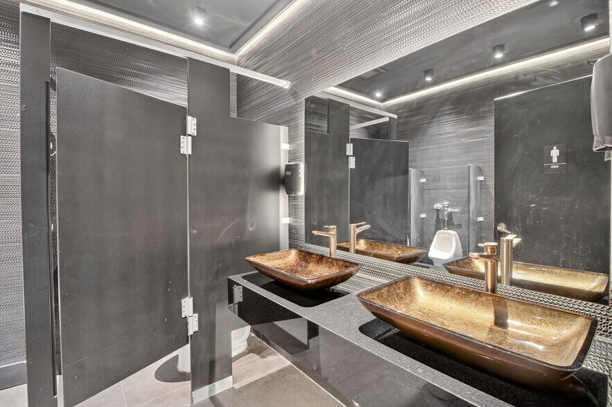 More Photos Of 1200-1210 Washington Ave, Miami Beach, Miami Beach Storefront Retail Office For Lease