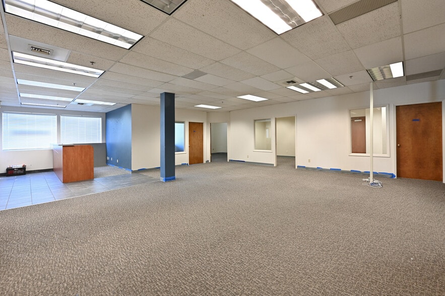 More Photos Of 3423-3425 Broadway Ave, Everett Unknown For Lease