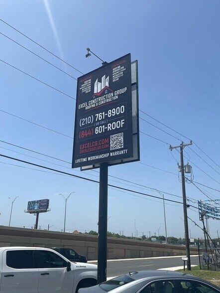 More Photos Of 2616 SW Loop 410, San Antonio Flex For Sale