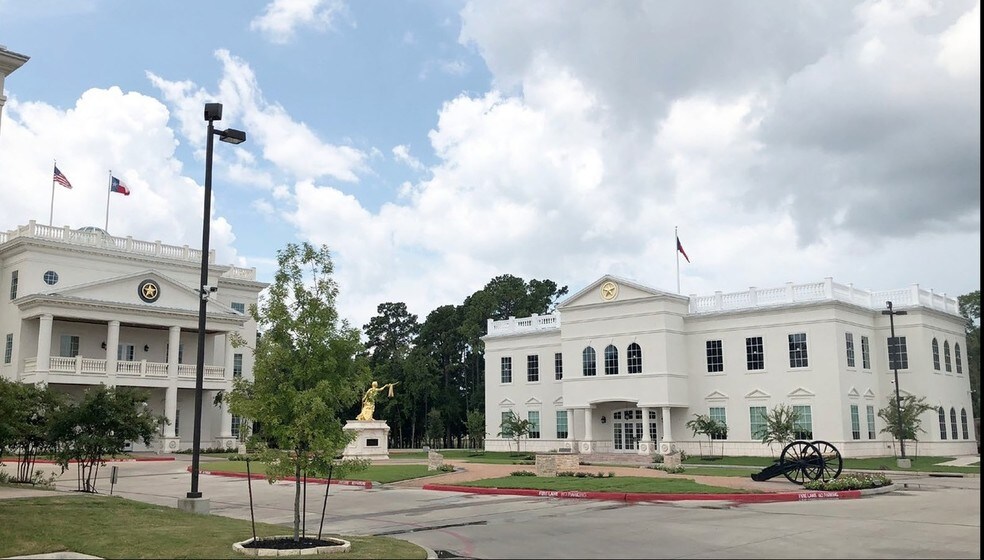 More Photos Of 1824 Spirit Of Texas Way, Conroe Unknown For Lease