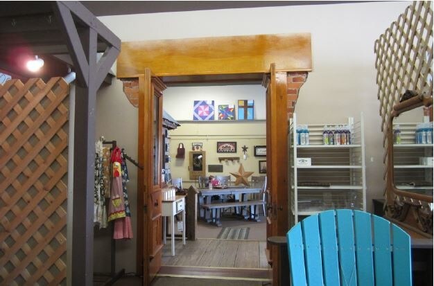 More Photos Of 103 W Main St, Woodville Storefront Retail Office For Lease