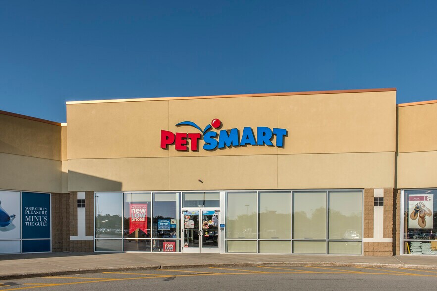 More Photos Of 573 GAR Hwy, Swansea Unknown For Lease