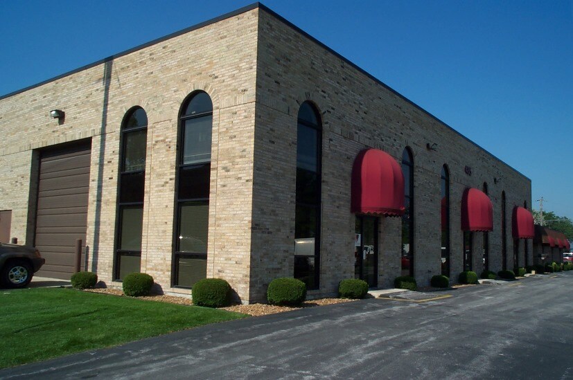 More Photos Of 485 W Armory Dr, South Holland Office For Lease