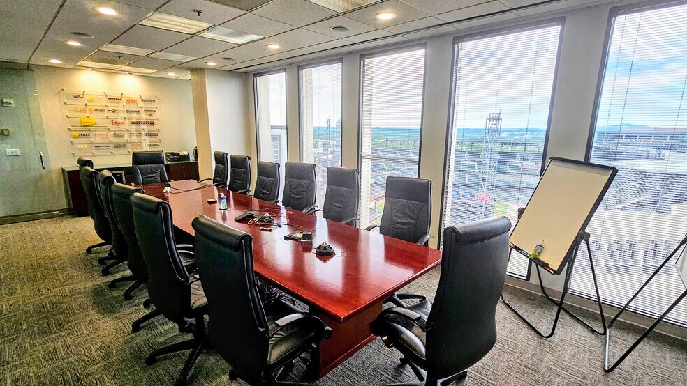 More Photos Of 1100 Circle 75 Pky SE, Atlanta Coworking Space