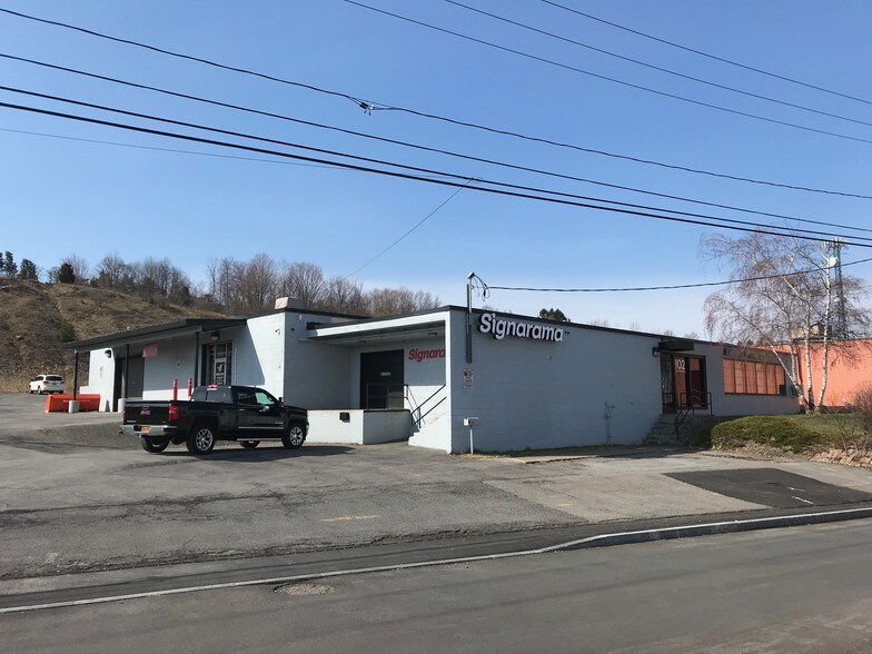 Primary Photo Of 102 Headson Dr, Syracuse Warehouse For Lease