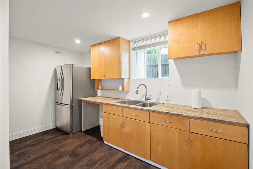 More Photos Of 25583 Spring Dr, Hayward Multifamily For Sale